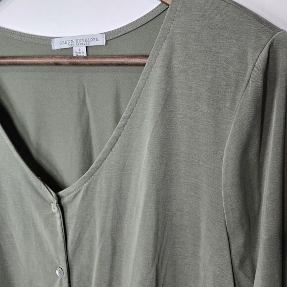 Green Envelope Green V Neck Tie Front Blouse Large - Picture 2 of 5